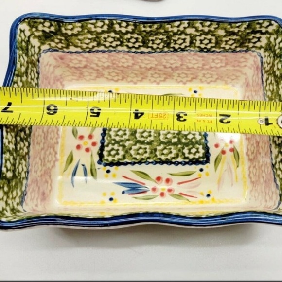 1 Quart Temp-tations Bakeware with rack. Old World design - Picture 2 of 3